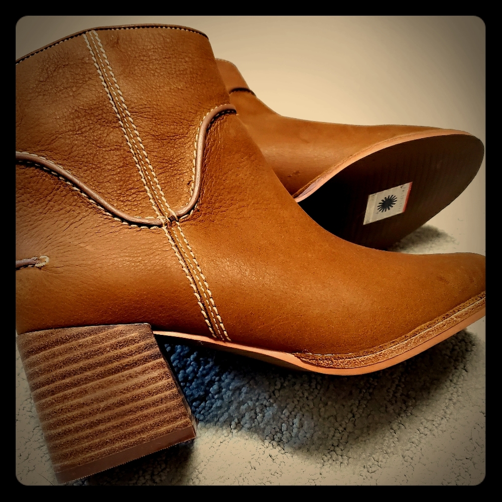 UGG ankle boots